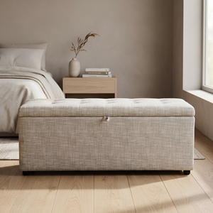 Aura sorage bench lifetyle image