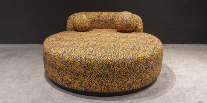 REINA DAY BED