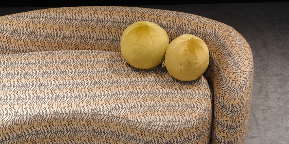 DRAGON CHAISE LOUNGE - Image 4
